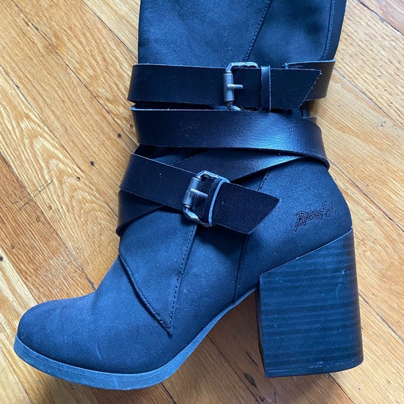 Blowfish boots. Size 8. - Picture 2 of 4